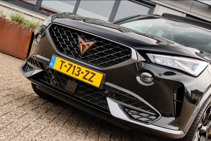 CUPRA Formentor 1.4 e-Hybrid VZ Performance 245pk DSG! Panoramadak|Virtual Cockpit|LED Matrix|Kuipstoelen|Performance stuur|Camera