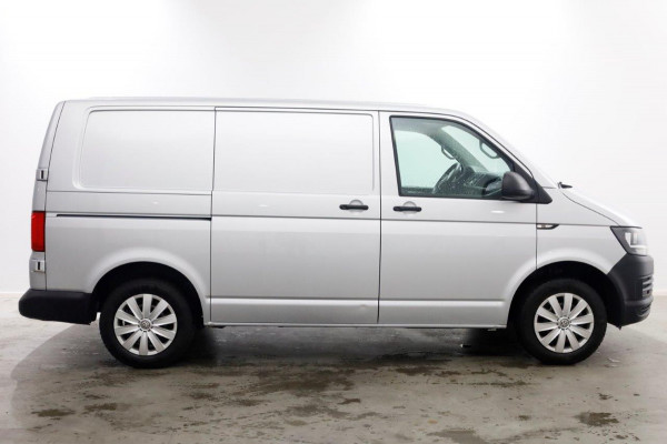 Volkswagen Transporter T6 2.0 TDI 102pk E6 L1H1 Airco/Navi/2x Schuifdeur 12-2017