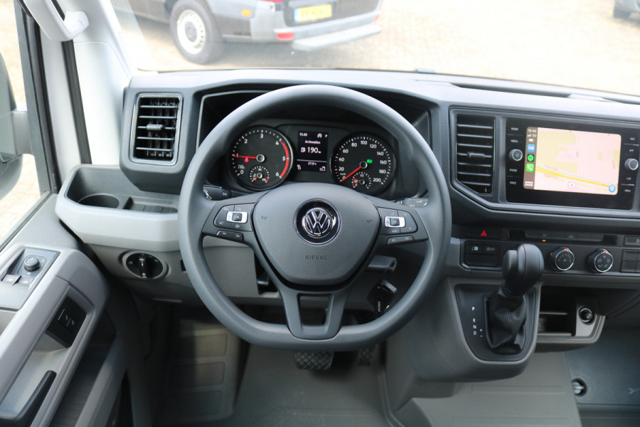 Volkswagen Crafter 2.0 TDI 177pk L3 H3 Automaat Airco Navigatie Apple Carplay Camera