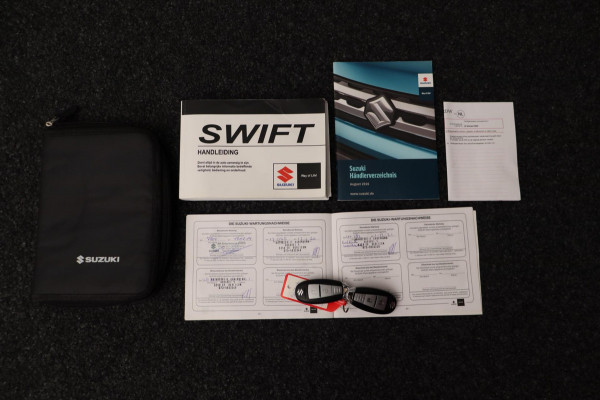 Suzuki Swift 1.2 Bandit Climate Trekhaak Cruise Keyless Lichtmetaal