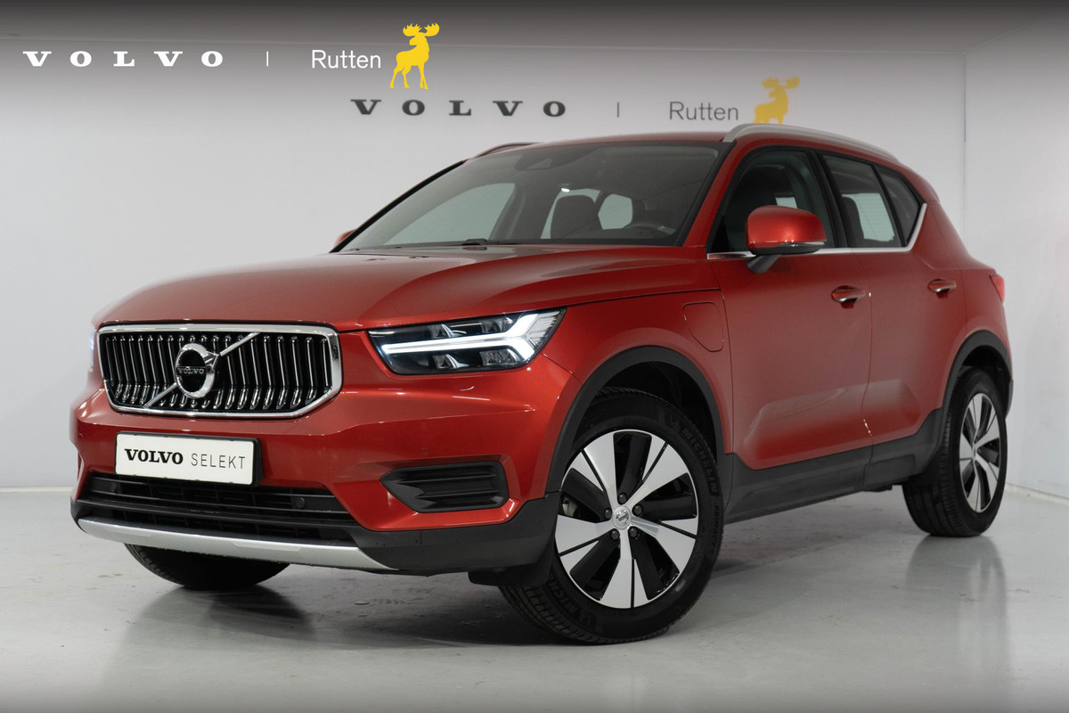 Volvo XC40 T4 211PK Automaat Recharge Inscription Expression / Navigatie / Climate pack / Park assist pack / Volvo On-callh hoop