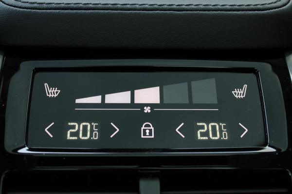 Volvo V90 B5 250PK Automaat Ultimate Dark Head-Up display / Google Infotainment / Panoramisch schuif-kanteldak / Harman Kardon Audiosysteem / Adaptive Cruise Control / Blis / 19" lichtmetalen velgen