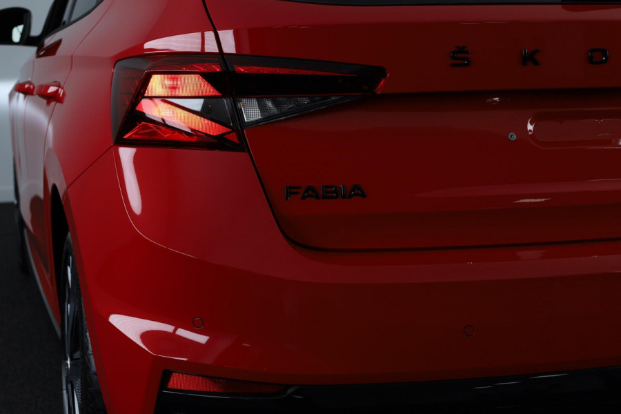 Škoda Fabia Monte Carlo 1.0 TSI 95pk | Navigatie | Virtual Cockpit | 17 Inch lichtmetalen