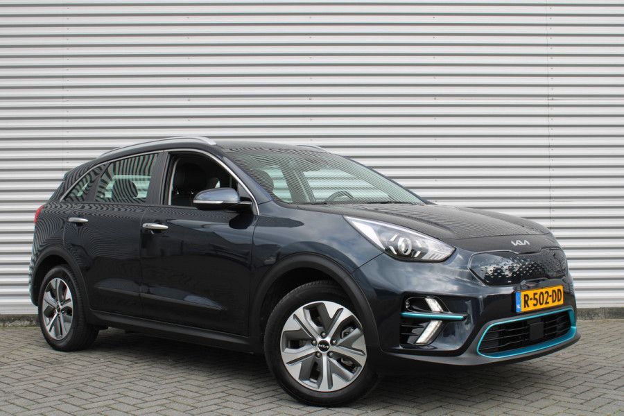 Kia e-Niro DynamicLine 64 kWh | 3 Fase | Airco | Camera | 17" LM | Cruise | Navi |