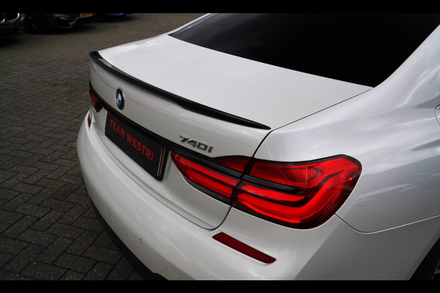 BMW 7 Serie 740Li High Executive | Panorama | Harman/Kardon | Adaptieve cruise | HuD | LED | Parelmoer wit | M-pakket | 20 inch |