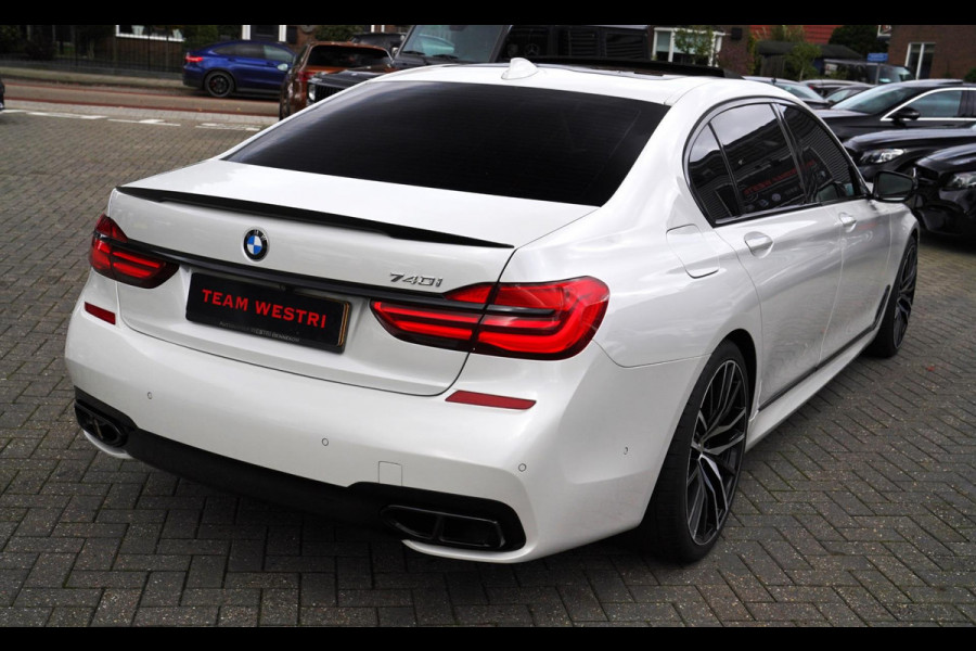 BMW 7 Serie 740Li High Executive | Panorama | Harman/Kardon | Adaptieve cruise | HuD | LED | Parelmoer wit | M-pakket | 20 inch |