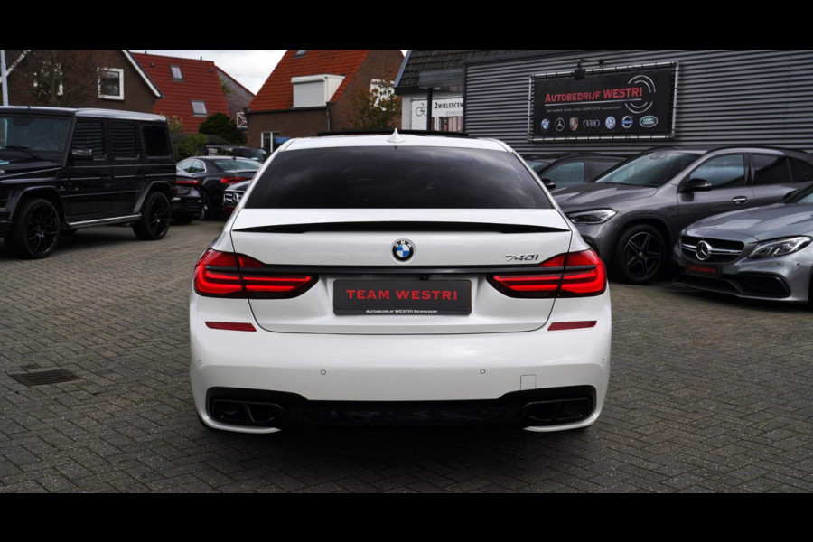 BMW 7 Serie 740Li High Executive | Panorama | Harman/Kardon | Adaptieve cruise | HuD | LED | Parelmoer wit | M-pakket | 20 inch |