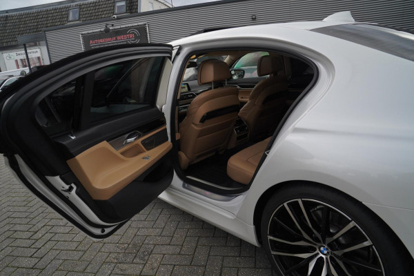 BMW 7 Serie 740Li High Executive | Panorama | Harman/Kardon | Adaptieve cruise | HuD | LED | Parelmoer wit | M-pakket | 20 inch |