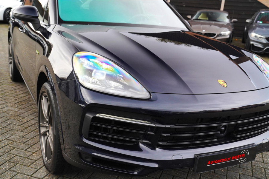 Porsche Cayenne 3.0 E-Hybrid | Sport Chrono | Bose Sound | Panorama | Luchtvering | Trekhaak | Adaptieve Cruise | 360 camera | NAP