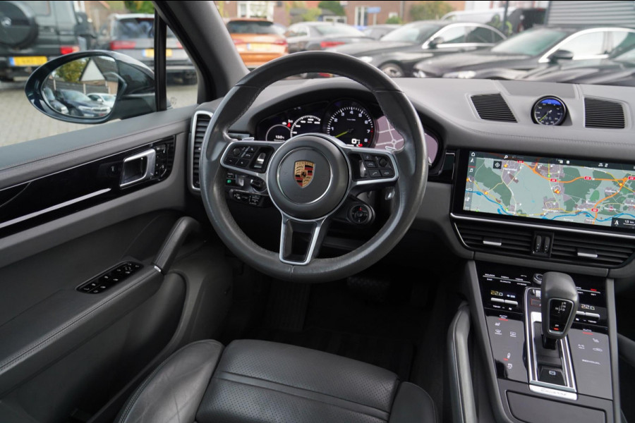 Porsche Cayenne 3.0 E-Hybrid | Sport Chrono | Bose Sound | Panorama | Luchtvering | Trekhaak | Adaptieve Cruise | 360 camera | NAP