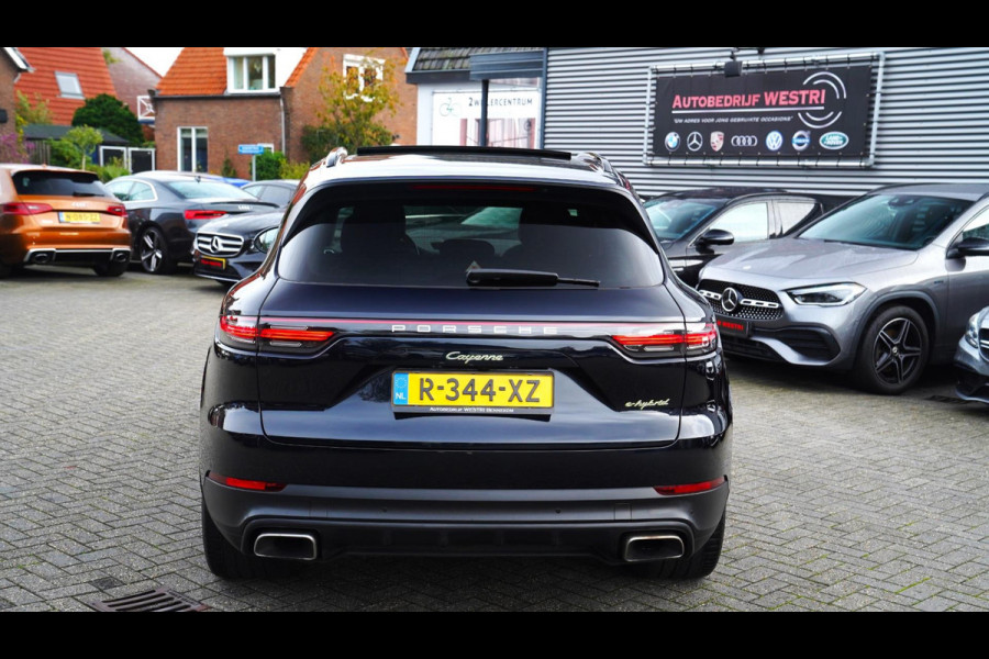 Porsche Cayenne 3.0 E-Hybrid | Sport Chrono | Bose Sound | Panorama | Luchtvering | Trekhaak | Adaptieve Cruise | 360 camera | NAP