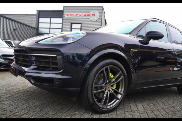 Porsche Cayenne 3.0 E-Hybrid | Sport Chrono | Bose Sound | Panorama | Luchtvering | Trekhaak | Adaptieve Cruise | 360 camera | NAP