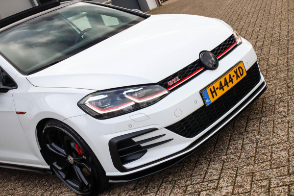 Volkswagen Golf 2.0 TSI GTI TCR DSG automaat! 2e|DLR|Virtual Cockpit|Panoramadak|Alcantara|Camera|Keyless|DynAudio|CarPlay|19inch