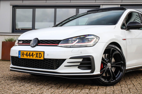 Volkswagen Golf 2.0 TSI GTI TCR DSG automaat! 2e|DLR|Virtual Cockpit|Panoramadak|Alcantara|Camera|Keyless|DynAudio|CarPlay|19inch