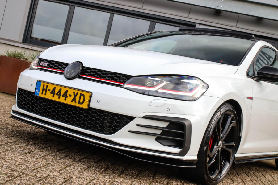 Volkswagen Golf 2.0 TSI GTI TCR DSG automaat! 2e|DLR|Virtual Cockpit|Panoramadak|Alcantara|Camera|Keyless|DynAudio|CarPlay|19inch