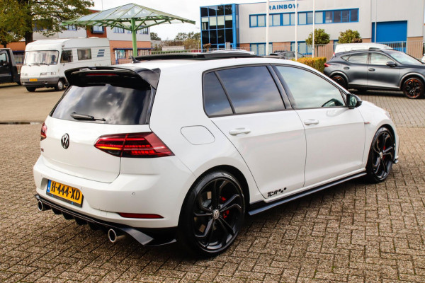 Volkswagen Golf 2.0 TSI GTI TCR DSG automaat! 2e|DLR|Virtual Cockpit|Panoramadak|Alcantara|Camera|Keyless|DynAudio|CarPlay|19inch