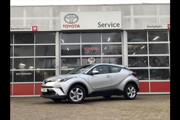 Toyota C-HR 1.2 Turbo Dynamic | Navigatie, Parkeercamera, Lichtmetalen velgen, DAB+, Keyless, Licht + Regensensor