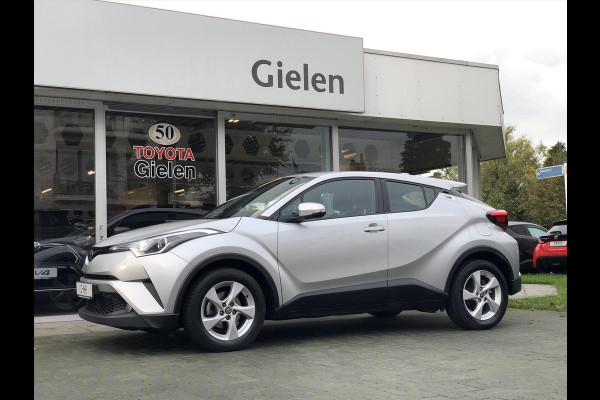 Toyota C-HR 1.2 Turbo Dynamic | Navigatie, Parkeercamera, Lichtmetalen velgen, DAB+, Keyless, Licht + Regensensor