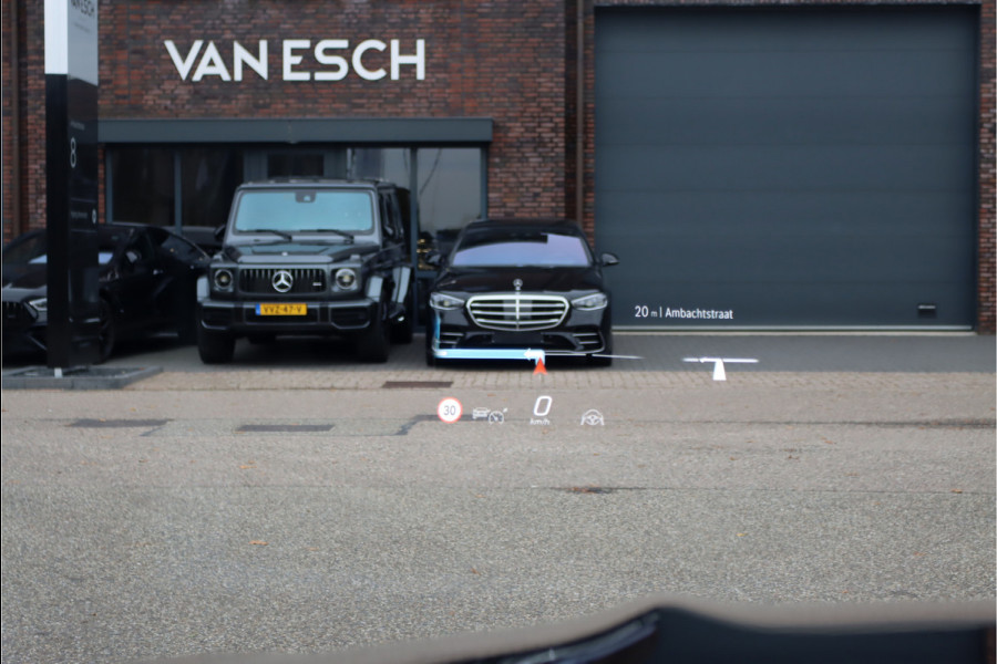 Mercedes-Benz C-Klasse Estate 300 e AMG Line Aut9, Hybride, Panoramadak, Trekhaak, Distronic, Surround Camera, Keyless Go, Head-up Display, Advanced Sound System, Rijassistentiepakket, Nightpakket, Etc.