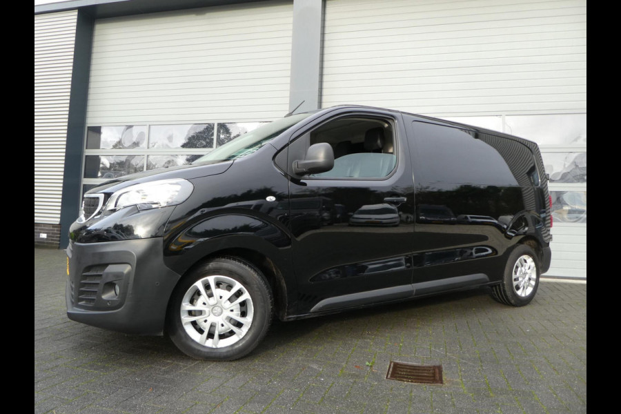 Peugeot Expert 2.0 BlueHDI 122pk Automaat, Navigatie, Camera, 3-Zits, Cruisecontrol.