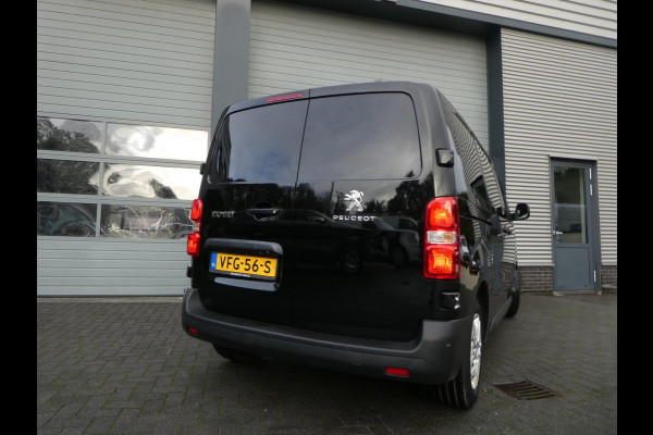 Peugeot Expert 2.0 BlueHDI 122pk Automaat, Navigatie, Camera, 3-Zits, Cruisecontrol.