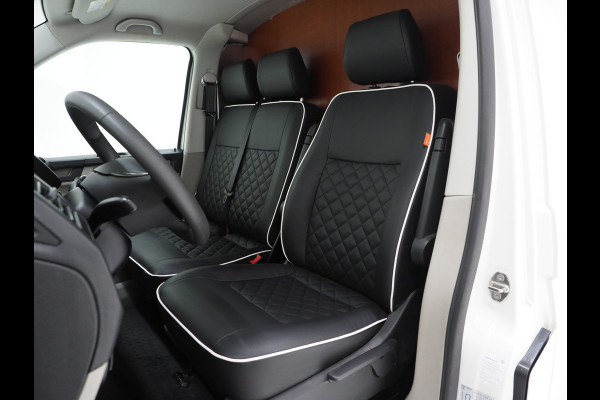 Volkswagen Transporter 2.0 TDI 150PK R-Line 3-Zits | Carplay | Leder | Sidebars | Imperiaal | Airco