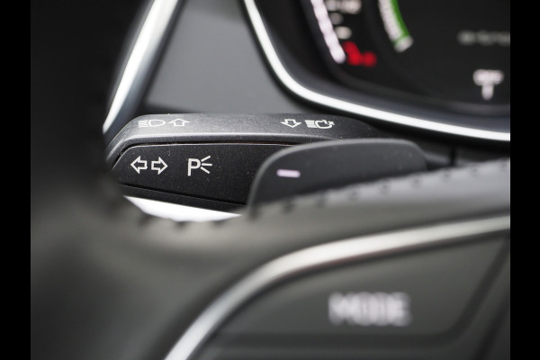 Audi Q5 55 TFSIe Quattro Competition | Keyless | Leder | Camera | Climate
