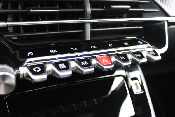 Peugeot 208 1.2 100PK GT PACK | PANORAMA DAK | NAVIGATIE | ACHTERUITRIJ CAMERA | APPLE CARPLAY / ANDROID AUTO | CLIMATE CONTROL | ADAPTIVE CRUISE CONTROL | FULL LED  | DODEHOEK DETECTIE | ALCANTARA BEKLEDING | 17"LICHTMETALEN VELGEN |