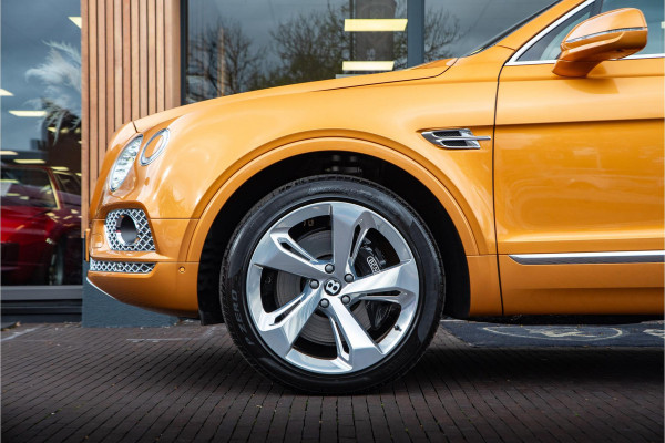 Bentley Bentayga 6.0 W12 Panodak 360Cam Luchtvering Entertainment ACC LMV 22"