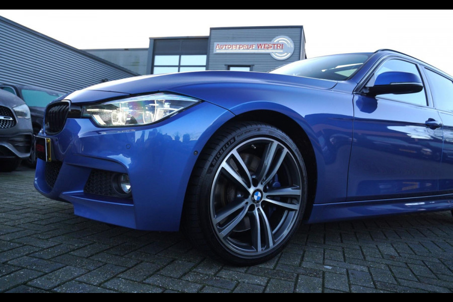 BMW 3 Serie Touring 335d xDrive Centennial High Executive | Panorama | Harman/Kardon | Elek trekhaak | 360 cam | Eristol Blau |