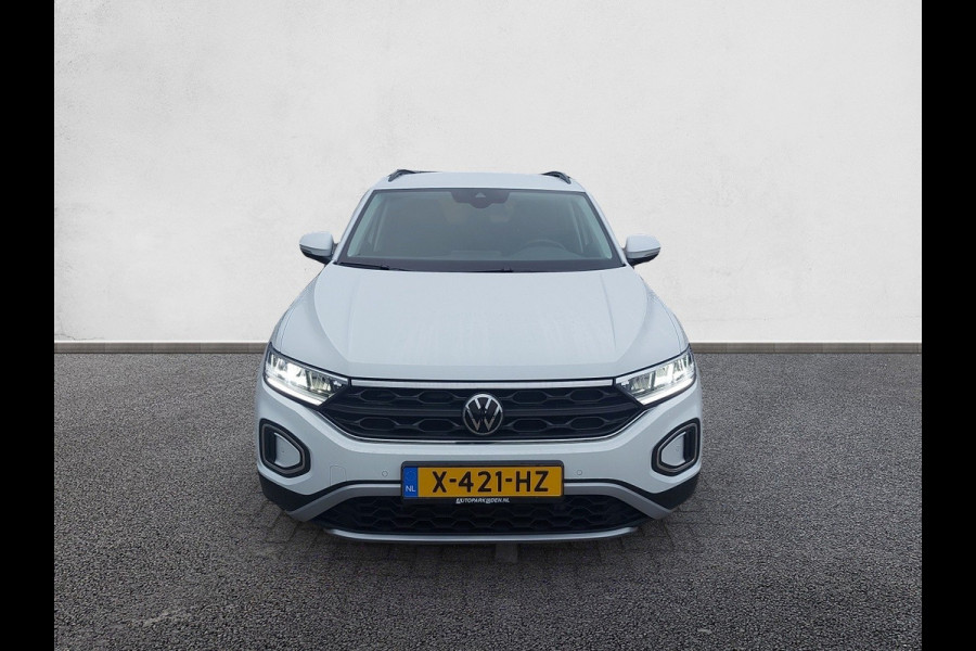 Volkswagen T-Roc 1.0 TSI Life airco,navigatie,virtueeldashbord,parkeersensoren,stoelverwarming,