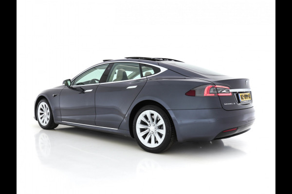 Tesla Model S 60 - 235 kw Base Premium-Pack Sound-Studio-Pack (INCL.BTW) *PANO | KEYLESS | VOLLEDER | FULL-LED | NAVI-FULLMAP | SURROUND-VIEW | ECC| PDC | CRUISE | AUTO-PILOT | LANE-ASSIST| DAB | VIRTUAL-COCKPIT*