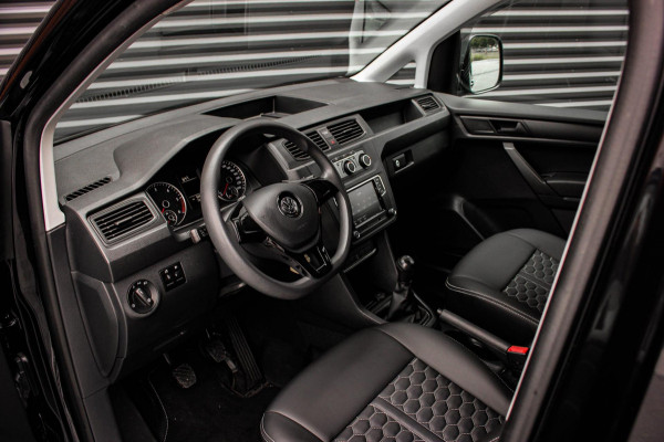 Volkswagen Caddy 2.0 TDI 185PK JB-EDITION / FULL BLACK / SCHROEFSET / LEDEREN BEKLEDING / NIEUWSTAAT / ELEK-PAKKET / AIRCO / APPLE
