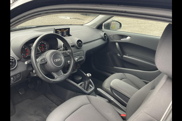 Audi A1 1.0 TFSI Adrenalin 95pk S-Line | Navigatie | Airco | Bluetooth | Cruise control | Achterspoiler