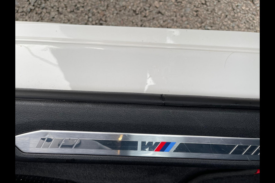 BMW 1-serie 118i High Executive Edition M-sport /Apple CarPlay /LEER /Led Xenon