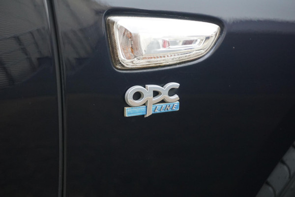 Opel Insignia Sports Tourer 1.5 Turbo Business Executive OPC line | Automaat | Wegklapbare Trekhaak