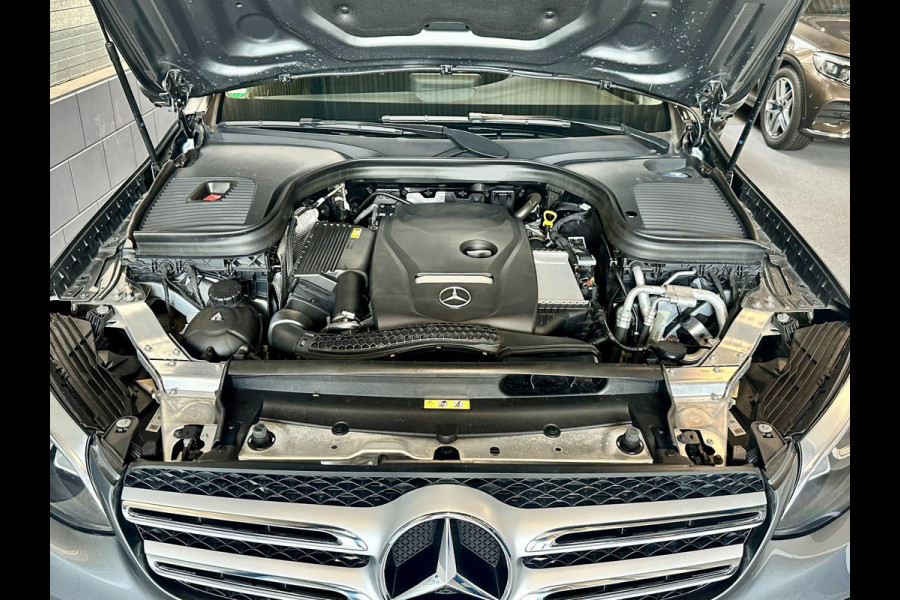 Mercedes-Benz GLC 250 4MATIC AMG-LINE/LED/PANO/LEER+S.VERWARMING/CAM/LINE/ACC/ECC/12 MDN GARANTIE!