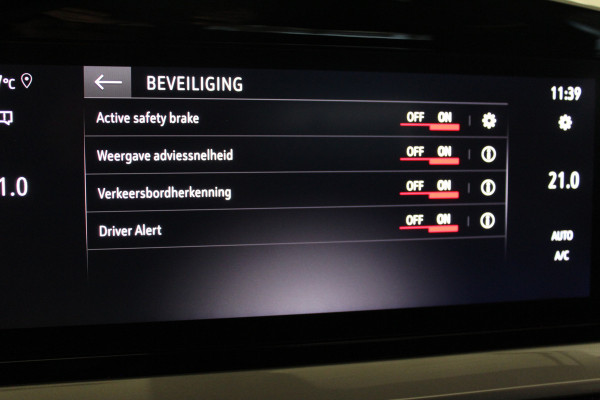 Opel Mokka 1.2 Turbo 130PK Ultimate | Matrix | Navigatie | Winterpack .
