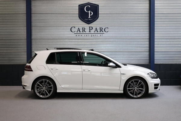 Volkswagen Golf 2.0 TSI R 4Motion LED/PANORAMADAK/LEER+S.VERWARMING/CAM/19" LMV/CRUISE/ECC/12 MDN GARANTIE!