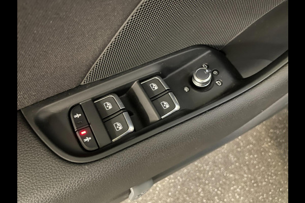 Audi A3 Sportback 1.0 TFSI Sport Lease Edition LED VERL. NAVI 18"lm velgen
