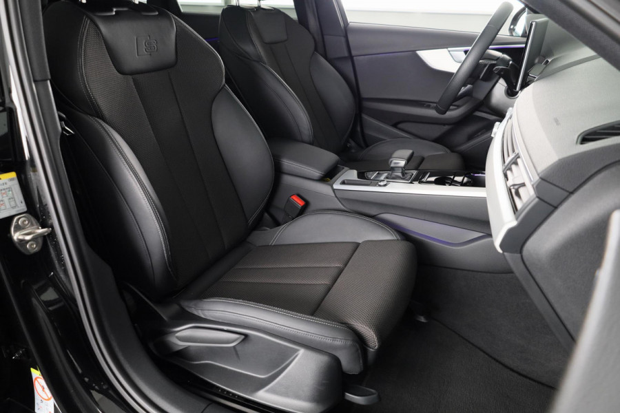 Audi A4 Avant 35 TFSI S edition Competition 150 pk Automaat | Verlengde garantie | Navigatie | Panoramadak | Achteruitrijcamera | Parkeersensoren