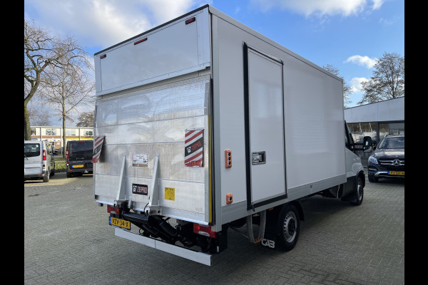 Iveco Daily 35S14 2.3 automaat / bakwagen met laadklep / vaste prijs rijklaar € 30.950 ex btw / lease vanaf € 554 / cruise en climate control / zijdeur / geveerde chauffeurs stoel !