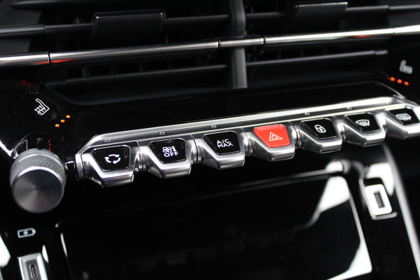 Peugeot e-2008 EV GT 50 kWh | Keyless | Navi | Led | Camera