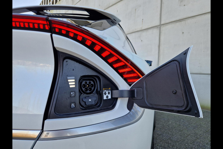 Kia Ev6 Plus Advanced 77.4 kWh Automaat | Panoramadak | 20" Velgen | Meridian Audio | Leder | Stoelventilatie | Camera | Navi | Stuur-/Stoelverwarming | Clima | PDC | ACC | LED |