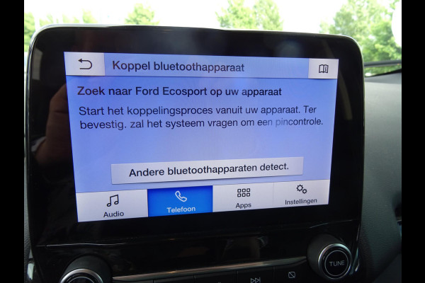 Ford EcoSport 1.0 EcoBoost 125 PK Titanium | Privacy Glass | 17 Inch Lichtmetalen Velgen | Climate Control | Cruise Control | Apple Carplay | Android Auto
