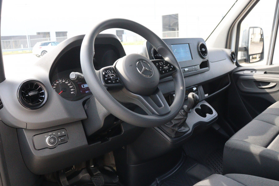 Mercedes-Benz Sprinter 319 1.9 CDI Bakwagen Meubelbak Led koplampen 684km 24 maanden Certified garantie