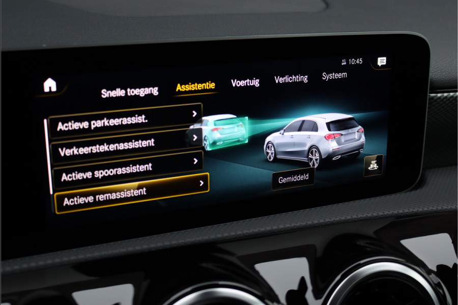 Mercedes-Benz A-Klasse 220 Progressive Aut7 | Widescreen | MBUX Navigatie | Cruise Control | Stoelverwarming | Spoorassistent | Apple Carplay/Android Auto |
