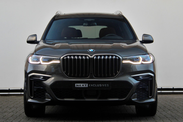 BMW X7 M50i High Executive Sky Lounge | M-sport | Bowers en Wilkins