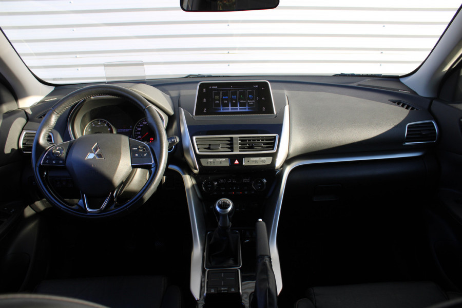 Mitsubishi Eclipse Cross 1.5 DI-T Intense | 18" LM | PDC | Android auto | Apple Carplay | Cruise | Airco | Camera |