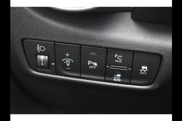 Hyundai Kona EV Premium 64 kWh EV Premium 64 KWH VAN € 49.160,00 VOOR € 41.595,- | UIT VOORRAAD LEVERBAAR